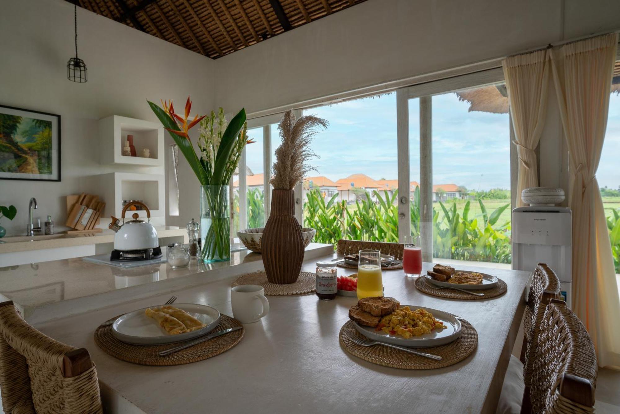 Fall In With Rose Moon Villa Ubud